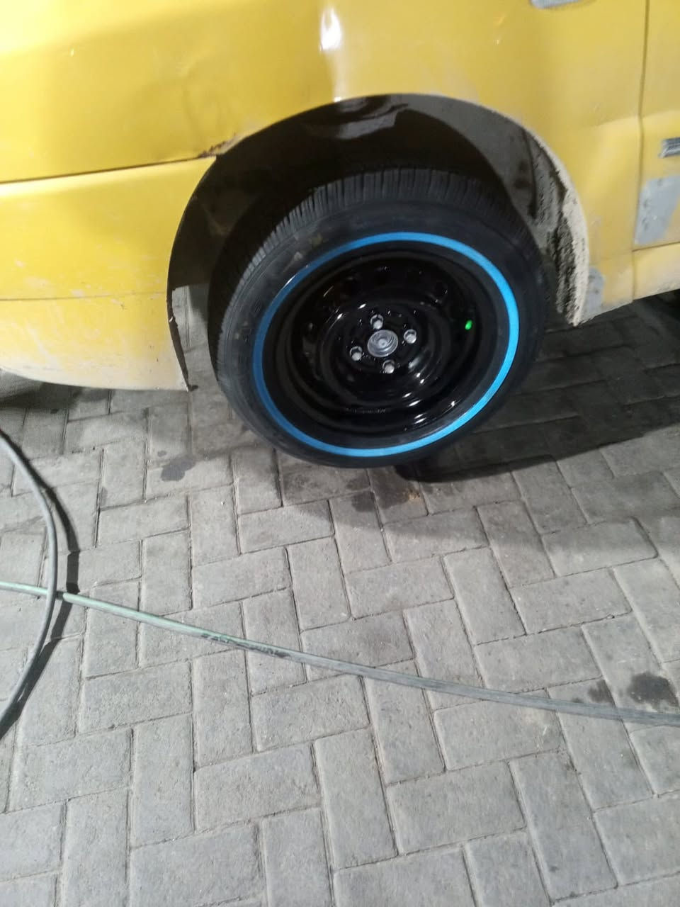 سلام عليكم شباب شيري كوين 2013 سياره بلاديه كير محرك  تبريد شغال جدد صدر أمامي خلفي جديد  تخم تاير جديد وصبغ وياله جدد رقم جديد إنكليزي بيهه سونار السياره داخاله نضيف *********** مكاني قرب تقاطع درويش السعر 37 وبيه مجال قليل …..مكلف بل نشر اتصل وبخدمتك
