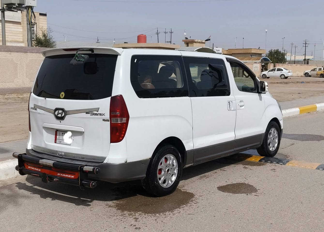 السلام عليكم ستاركس 2008 رقم نجف الماني مصفره هيئه وغرامات سنويه جديده گشر حلو شواصي كفاله گير ومحرك وحداديه تخم تاير دوشمه كهربائيات كله عشرط تبريد ثلج امامي خلفي العنوان السماوه السعر 118 وبيه مجال الاتصال عرقم ‏‪***********‬‏
