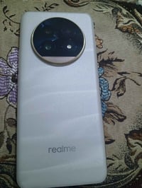 ريلمي 13 برو بلس • استخدام قليل • كفالة عامه