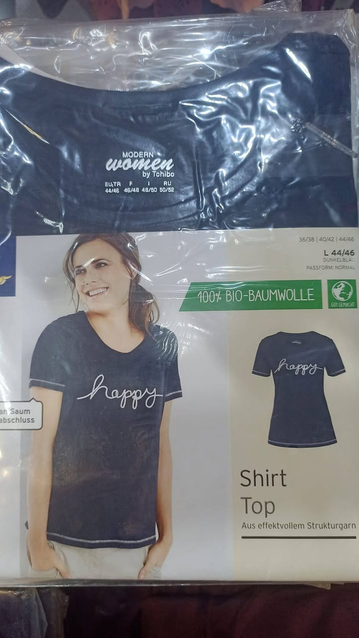 شلعة تشيرت نسائي ماركة السعر 2000 دينار
بنطلون ٣ لون اسود ~رصاصي ~نيلي 4000
*********** ناصرية
