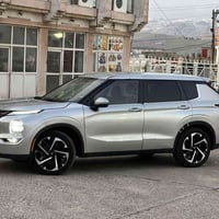 اوتلندر • ٢٠٢٤ • فتحة سقف