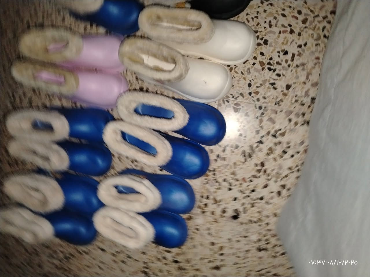 للبيع جزمات قياسات من ١٩ إلى ٣٥
واسط صويره ***********
