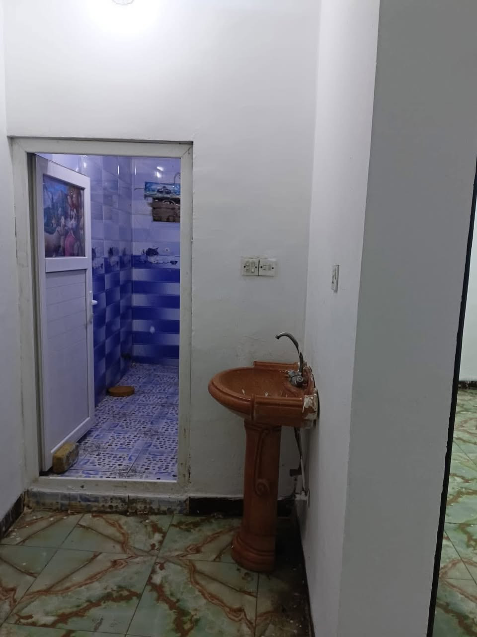🏠: #شقه_للايجار
📍. العنوان حي الجزائر شارع الضغط العالي
🔸. تفاصيل الشقة 
. غرفه نوم
. صاله
. استقبال
. مطبخ
. صحيات
💸. سعر الايجار ٣٥٠ الف 
——————— للاستفسار اكثر مراجعة مكتبنا 
#مكتب_الاتحاد_للعقار
عنوان المكتب حي الجامعة الحولي مجاور بيت فيصل النائلي
متواجدين من الساعة ٢ ضهراً الى الساعة ٩ ليلاً
————————- او الاتصال بالارقام التاليه
*********** محمد العصامي
*********** حسن الشباني
