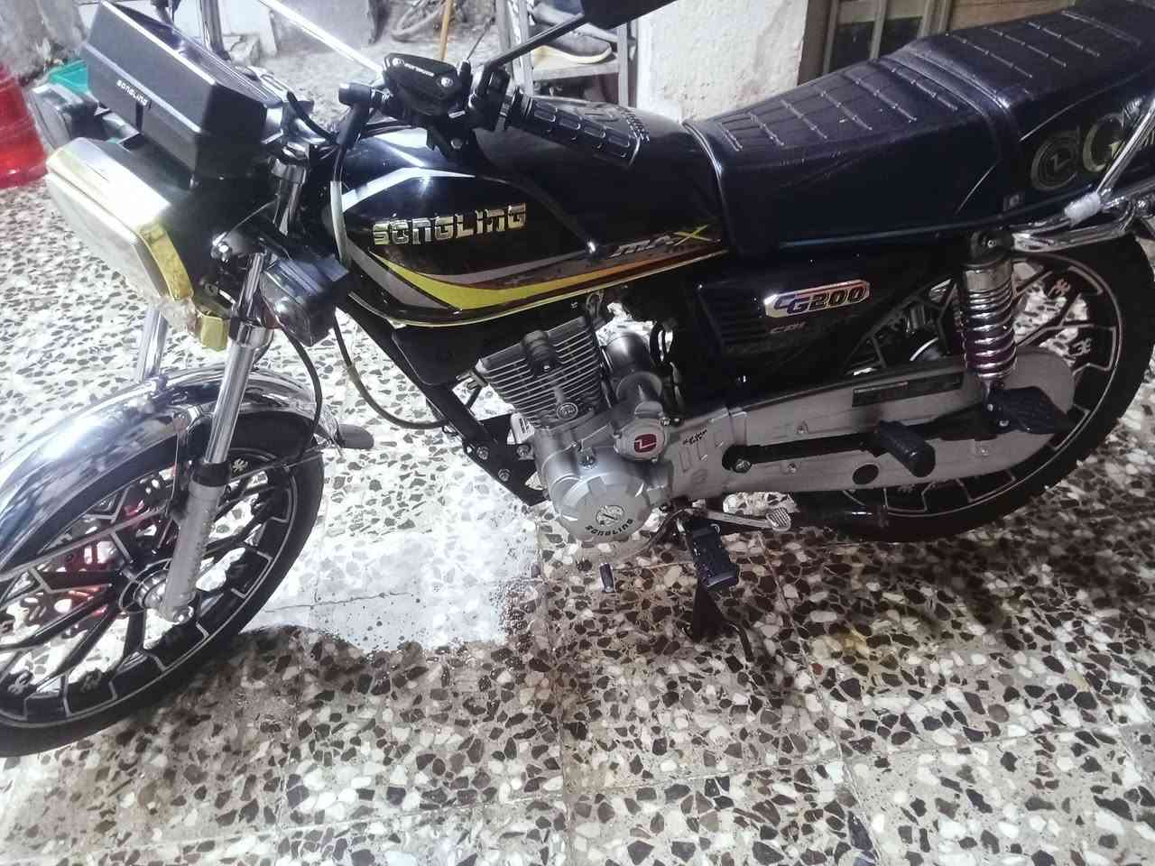 سلام عليكم عيني درجه ساينك خمسه كير موديل 2025 البيع 800وبيه
مجال عنواني بغداد ام الكبر والغزلان ***********
