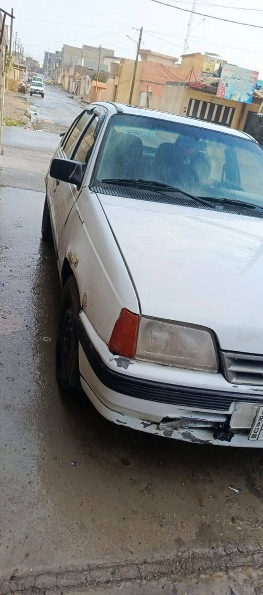 موديل 90 سنوية 30 مكينة كير شرط صبغ دواير ودوسات وجامرلغ امامي عكس السايق قفل مركزي  شاشه وكامره السعر28بيها مجال


**إذا كنت صاحب هذا الإعلان وتريد حذفه لأي سبب، رجاءا أرسل رسالة إلى الدعم الفني**