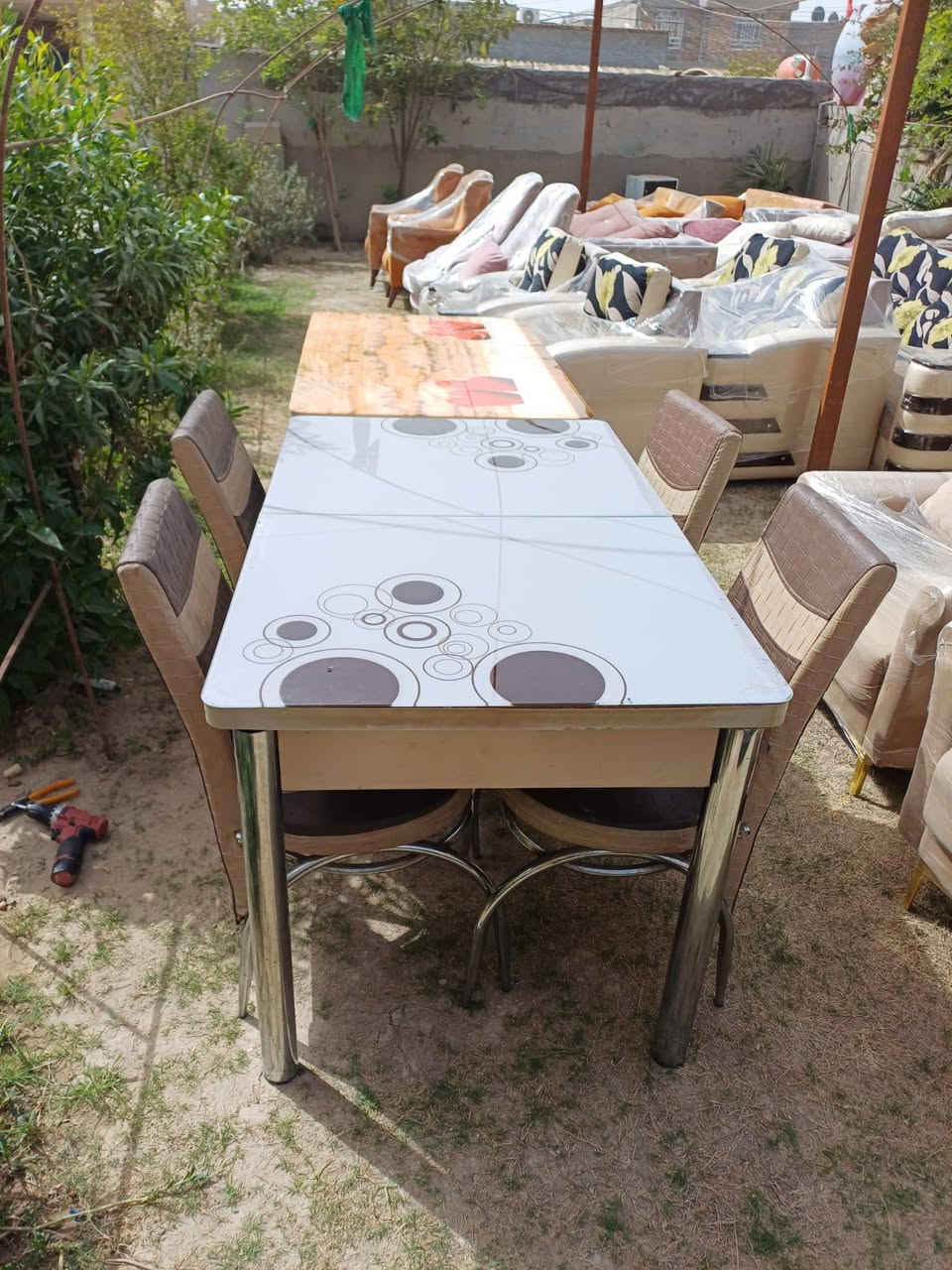 وصول حاويه جديده تخم وديوان طبلات ميز طعام العنوان بابل البكرلي خط النفط ***********
