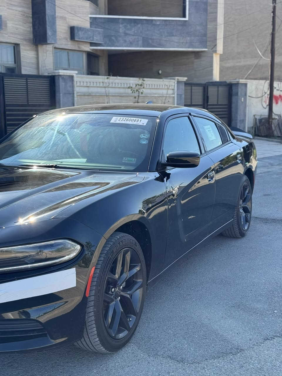 السلام عليكم جمعة مباركة الحلال للبيع جارجر 2022 SXT فول مواصفات عدا فتحة السياره وارد امريكي حادث جانبي موجوده صور الحادث بل منشور محرك وكير شرط وضع شركة السياره جديده وبل عافية عل ياخذها ويل 20بلادي والسياره باسمي دهوك الدولي سنويه وهزه كله جديد شوكت متريد احولك السياره ماشيه 47الف مايل قابل للزياده  السعر 195$$ بيها مجال حك التوجيبه للاستفسار اتصل ***********
مكان السياره بغداد حي الجهاد
