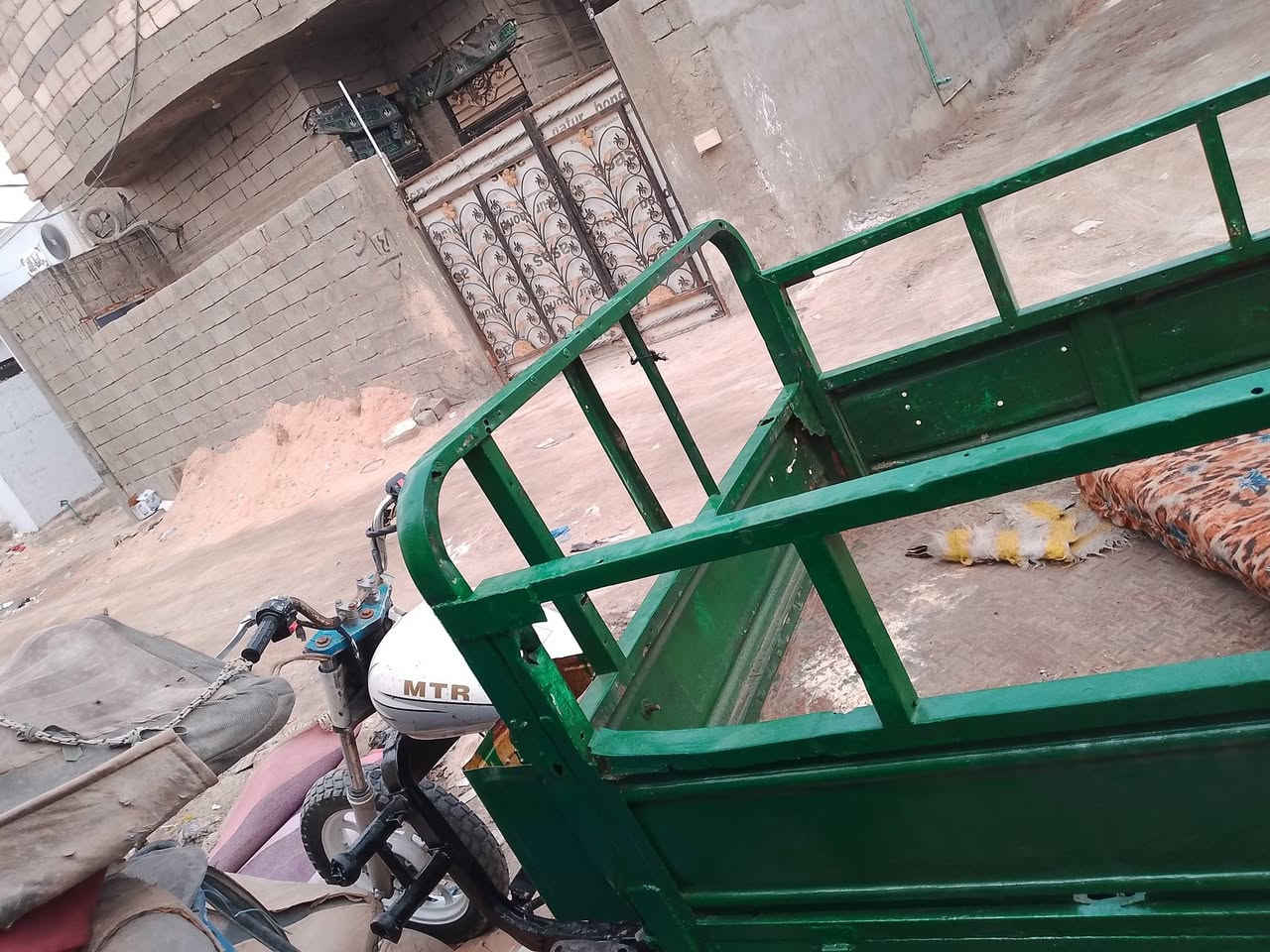 السلام عليكم ستوته للبيع امتيار ادوات مكفوله سعرها 450 مكان بصره اوبر خاصيب حمدان مستج***********
