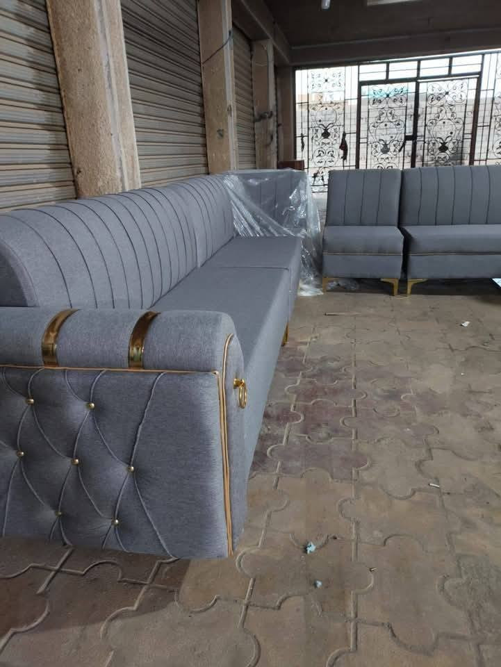 تخم ديوان ستندر ١٠ مقاعد سعر ديوان ٣٠٠ الف 

ارضية بلوك اسود رجلين حديد كل تخم ويا ٤ كوشات وطبلة

عنوان

شطرة الحولي فرع محطة الكهرباء الجديدة مقابيل حسينية حامي الشمال((نبي الرحمة)) داخل الساحة***********
