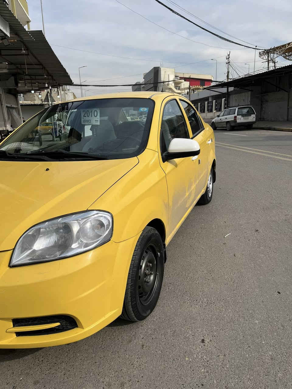 السلام عليكم افيو مديل 2010 سياره جاهزه من كل النواحي مكينه كير بشرط طخم تايه قفل مركزي كهربائيات كلها شغاله لايت زنون  طخم تايه جديد رقم سنويه جديد ابسمي كوبون بيها سياره مال رزق 
 ***********
السعر 58قفل من الاخير
