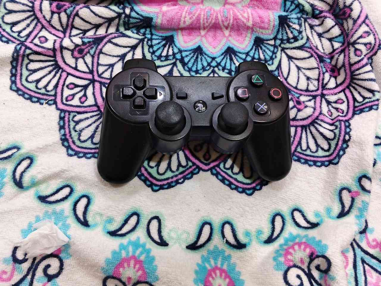 السلام عليكم  
بلي 3سوبر سلم مهكر 
جديد ونضيف مامفتوح 
بي العاب هواي الي يريد اصورهن يدز خاص وحسابات هواي 
سعره 150 و بي مجال بسيط حك الجية 
مكاني بغداد البياع حي التراث


**إذا كنت صاحب هذا الإعلان وتريد حذفه لأي سبب، رجاءا أرسل رسالة إلى الدعم الفني**