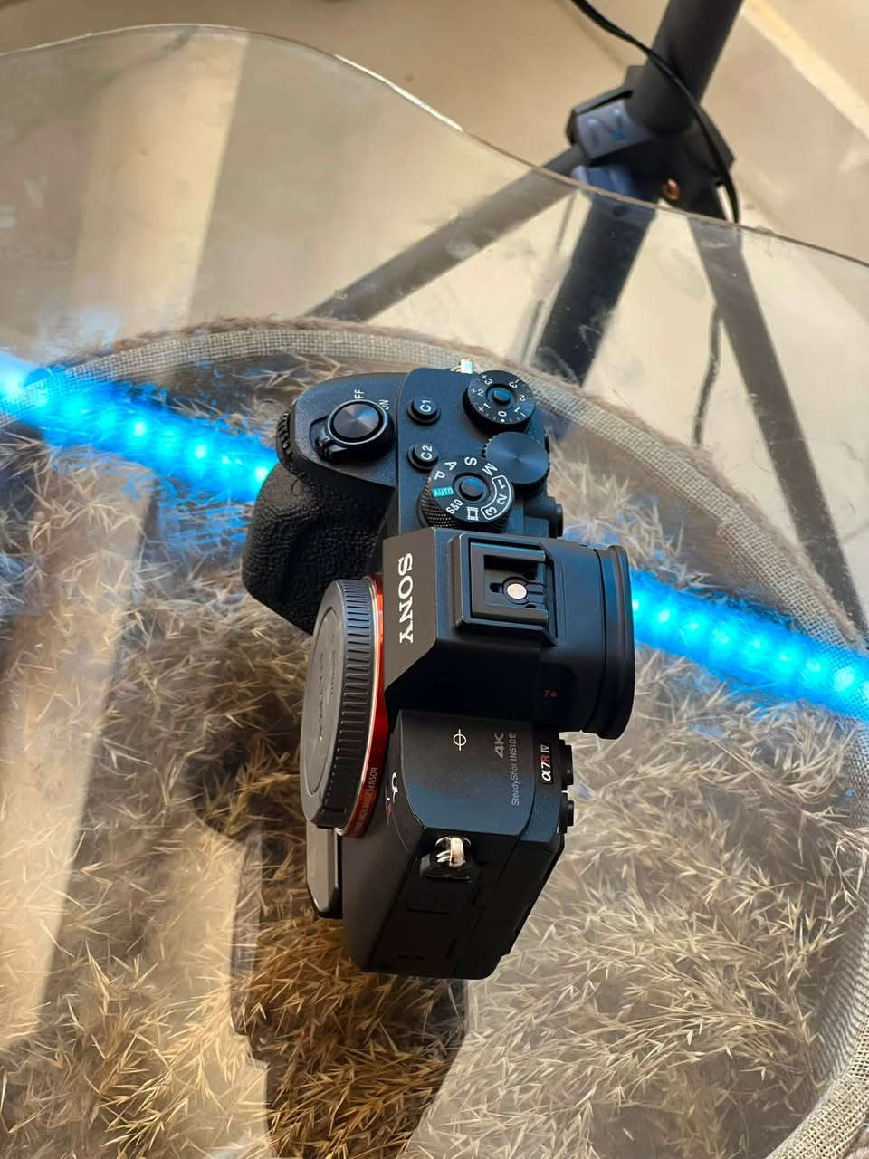 السلام عليكم كامره للبيع
Sony a7r4 (iv)
شتر 18K 
نضافه 98٪؜ بدون شخوط 
فقط بدي بدون غراض 
سعر مليونين و مية الف 
☎️***********
