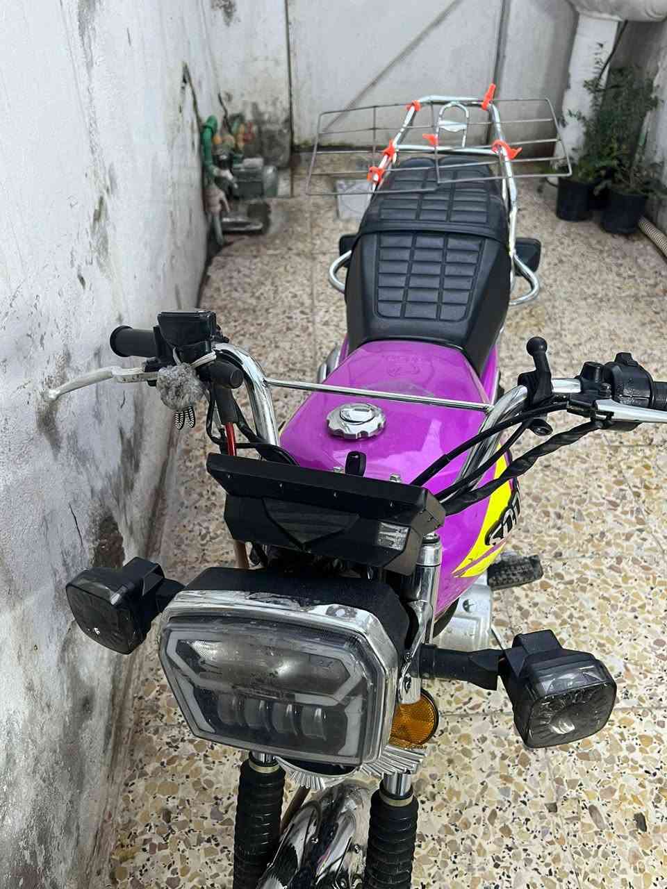 السلام عليكم دراجة ايراني 25
ماشية الف 

السعر 850بيها مجال شي قليل 
بغداد مدينة الصدر
متواجد فقد اتصال 

***********
