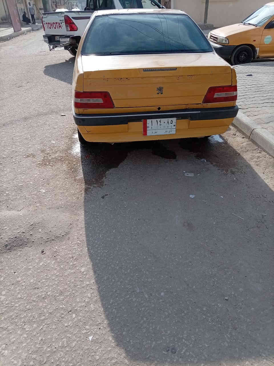 السلام عليكم بيجو 405 موديل 2014 تخنتاير ابو الخطه حداديه جديده خير من الله جير محركت سعرها 30 وياها مجال***********
