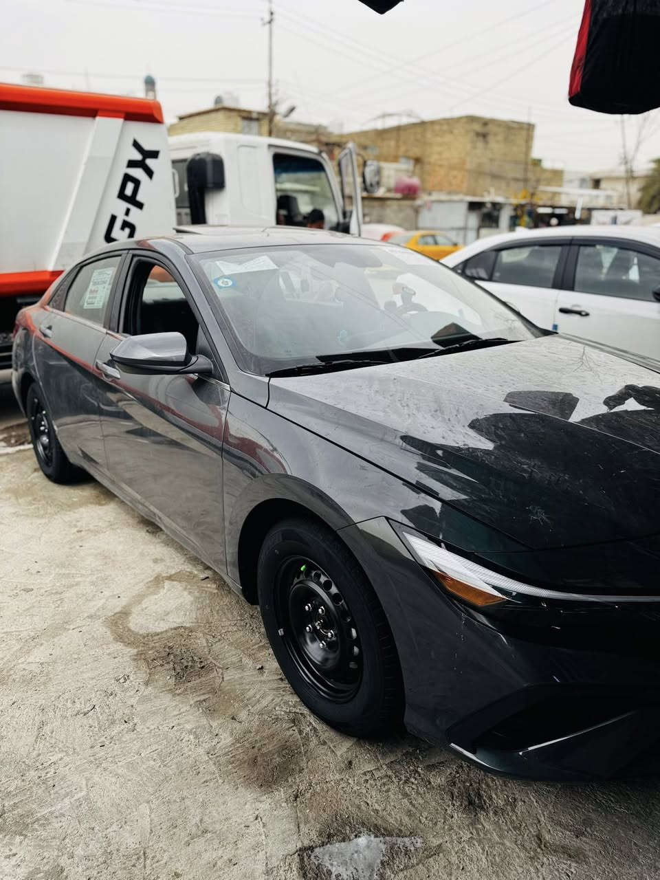 سلام عليكم النترا 2025 بسمي تحويل مباشر فول مواصفات عده الجلد فتحة ورادارات وحساسات 3 انضمه قياده فول جاهزا حادثهة باب الصدر موضح بلصور مكاني بغداد الشراي ينتصل وبلخدمه رقم ***********
