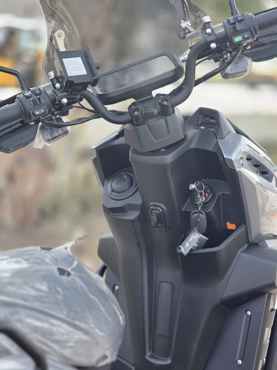 السلام عليكم 
دراجة شحن اباجي 
٧ بطاريات 
ملف ٣٠٠٠
دراجة جديدة زيرو 
وصل شراء موجود 
***********
