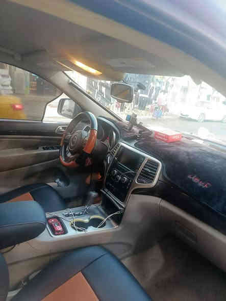 سلام عليكم اخوان جيب لبيع موديل 2011 جديده بسمي تحويل مباشر مابيه كل نقص جاهزه مكفوله ماعده بيه قطعتين صبغ فقط     ( لسعر 155 وبيه مجال لشراي) لستفسار ع رقم تلفون ***********
