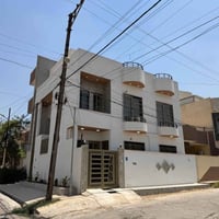 حي الزهور الثانية • طابقين • مؤجر