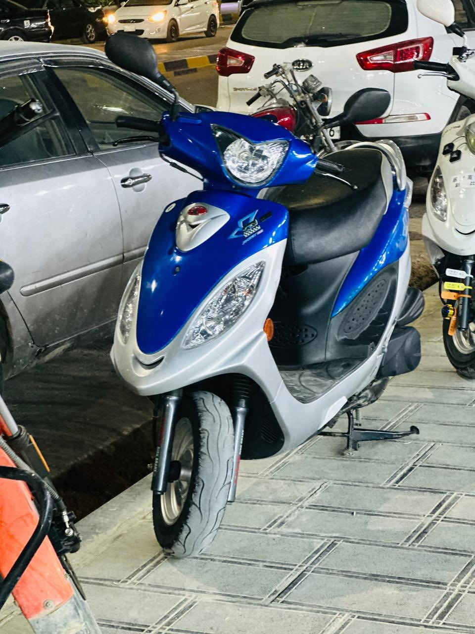 السلام عليكم
دراجه كامكو مكينه 150

دراجه توه مطلعه من رمبه بعدهي جديده كلش 

1️⃣مديل 16

2️⃣طلاعات

3️⃣كرستال 

4️⃣صطرنج

5️⃣جنطه جك 

6️⃣سويج رياضي بلادي 

مكان شطره 

رقم الهاتف 

***********
