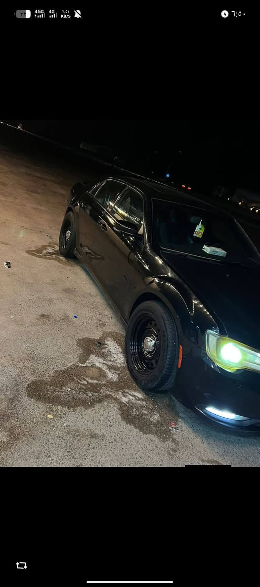 السلام عليكم وبامه 17اصل فول مواصفات وارد امريكي حادث جاملغ وبنيد بدون دواخل مراوس وبيع ***********
