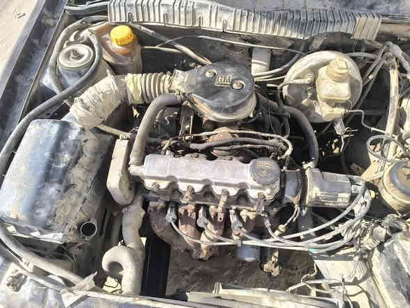 السلام عليكم للبيع اوبل فيكترا رقم نجف بسمي محرك وكير جدد حداديه نظيفه ابيع رقم تصقيط السعر11 السياره شغاله وين ميعجبك روح ***********
