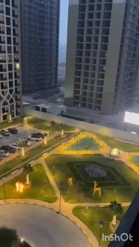 شقة للايجار   الموقع/ ابراج النخله   المساحه/224م  المواصفات  طابق عال...