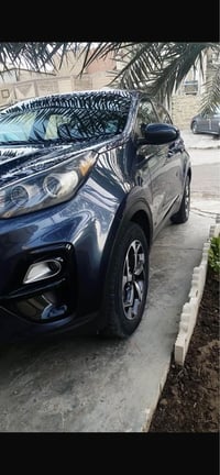 كيا سبورتاج ٢٠٢١ ماشية ٤٥ السيارة جديدة حادثهة فقط جاملغ امامي مكانهة ...