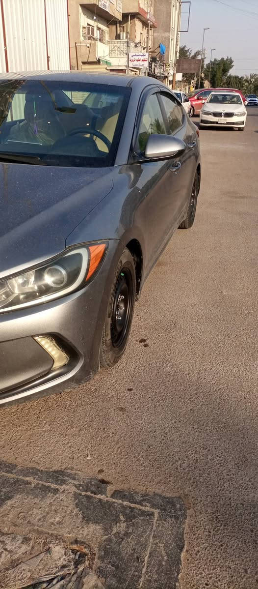 الهم صلي على محمد وآل محمد
السلام عليكم شباب حادث امريكة فقط بنيد نفسة مصلح ومصبوغ
الأسم / النتره 
موديل / 2018
لون/ رصاصي
رقم العجله / 11بغداد
مكينه/ 1800 دوش
كير / اوتوماتيك +عادي
1/ شاشه تاب
2/ تحكم استيرن
3/ كامره خلفيه دواره
4 / منظومة زنون
5 / نظام ايكواقتصادي
6 / سنترلوك ريمونت
7 / نص فول
8 / تخم تاير
هزه جديده فحص جديد 
سنويه جديده 
بسمي شرط التحويل ثاني يوم 
سياره احله من صور بعد شرط

الاستفسار ***********
مكان بغداد شارع فلسطين
