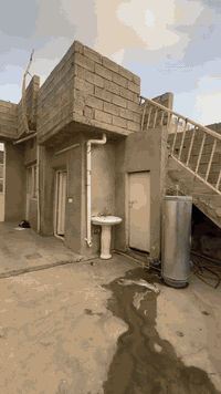 دار للايجار ١٠٠ متر عنوان حريه مقابل جامع سيد مرسلين  هاتف ٠٧٧٠١٢٨٦٨٣٨...