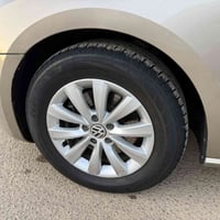 جنوط • تايرات • ١٧