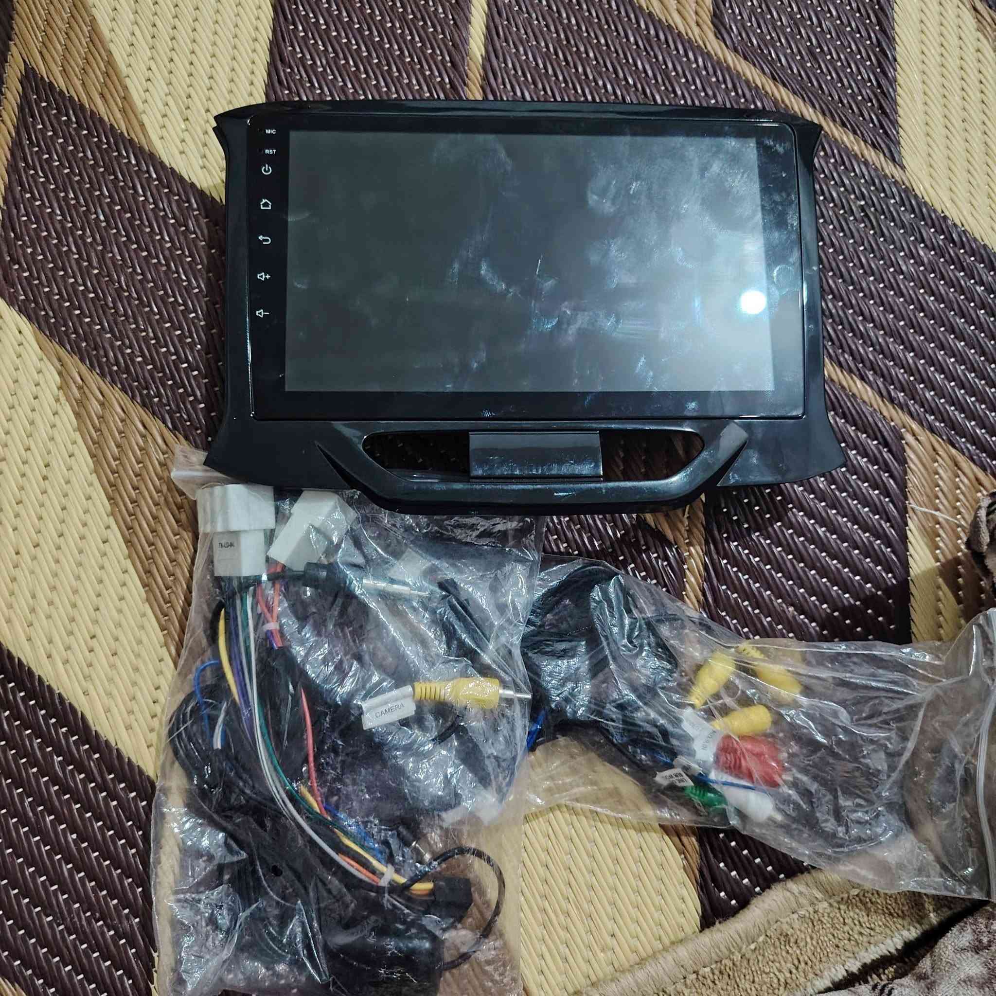 شاشة سيارة للبيع 9انج ذاكره 64 احدث اصدار 14 كاربلي واندرويد فول مواصفات السعر 65
دريل شحن جديد ما مستخدم 20 
للاستفسار الاتصال على ***********
