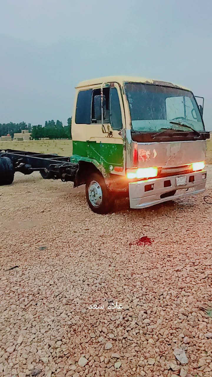 للبيع نيسان نفخ موديل 94 سنويه لل 29رقم بصره مشروع وطني سياره جاهزه سته وربع شاصي مكفول م̷ـــِْن لحيم وفطر مكان بابل الشوملي سعر 65وبيه مجال ***********
