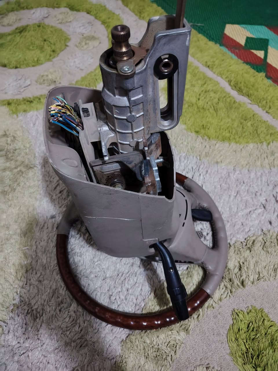 السلام عليكم استيرن كامري نضيف شغال كامل مكاني بغداد مدينة الصدر للاستفسار اكثر عن السعر الاتصال بلرقم
***********
