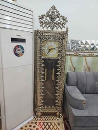 ساعة عمودية • بدون كسر • سعر مناسب