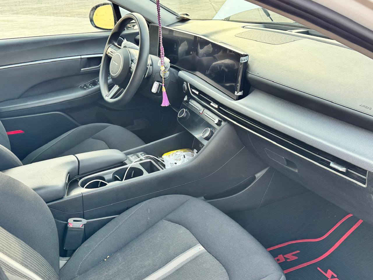 سوناتا مديل ٢٤ رقم بغداد راعيه بل بصره وارد امريكي كفاله عامه صبغ وضربه تقرير مياه امطارماشيه ٥٠الف السعر ١٩٠ وبيه مجال ***********
