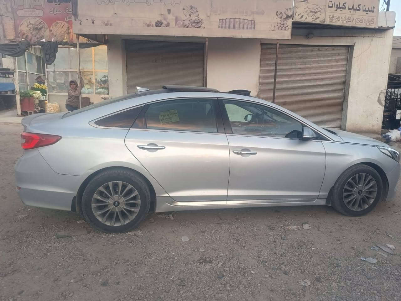 السلام عليكم سوناته للبيع موديل 2015 فول واحد على واحد رقم بغداد لون سلفر  السونار  منشور مكان  السيارة ديالى شهربان وهذا رقم راعيها *********** مكلف بل نشر
