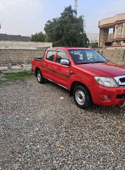 للبيع تويوتا 2011 شركه العامه شاصي 12 رقم بغداد بيها صبغ بنيد وبصفحت البدي السياره كلش حلوه بدون حادث محرك ممفتوح السعر 145 بيها مجال بسيط / ***********
