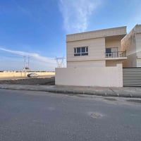 القرية الانجليزية • ٢٠٠م • مبادرة المصرف