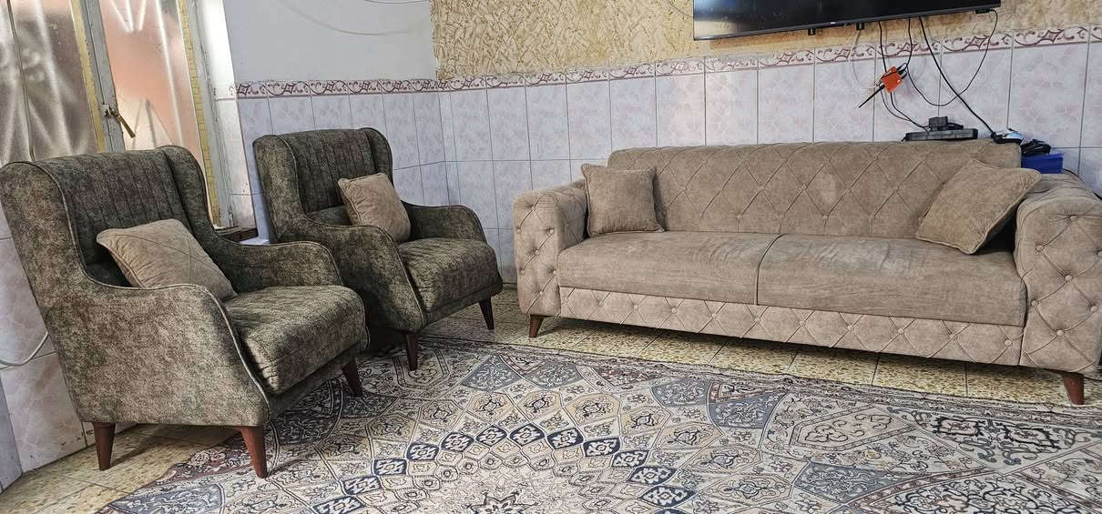 مساء الخير جميعاً من رخصه الأدمن عندي تخم 7 مقاعد جديد حيييل استخدام أقل من شهر ..وعندي تخم 10 مقاعد بحاله ممتازه ..كما موضح في ألصور


**إذا كنت صاحب هذا الإعلان وتريد حذفه لأي سبب، رجاءا أرسل رسالة إلى الدعم الفني**