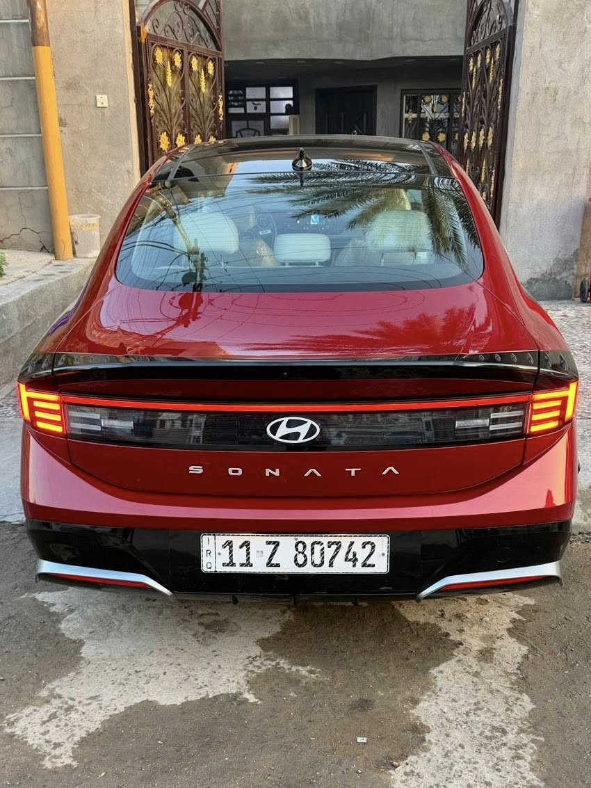 هونداي سوناتا2024 SEL
ماشيه 10الاف
محرك 2500بانزين
وارد امريكي  
لون ماروني داخل ابيض 
بنوراما 
ضررها قطعه وحده فقط تبديل بنيد 
الباقي كفاله لغود شواصي كير محرك                                صور الحادث مرفقة بالمنشور 
رقم بغداد بأسمي تحويل ثاني يوم
المكان بغداد خلف سنتر حي اور
*********** 
السعر 205ورقه
