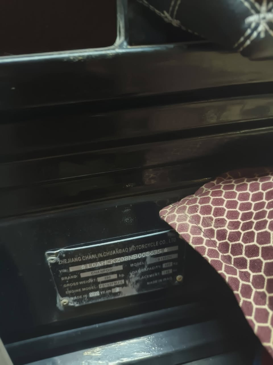 السلام عليكم ستوته للبيع موديل 2022ستوته صفر متعوب عليه حيل نضيفه شرط محرك ما مفتوح شرط ركبه شرط صبغ عقد وبليته شيخوان ثاني يوم احولك ستوته مال بيت صار شهرين نايمه بسبب الضروف لاستفسار عل رقم ***********ملاحضه»» هسه ليش ماتكبت السعر لن ناس تكسر بل مال وهيه لاتعرف وعبالهم كل ستوته مزورقه مصبوغه  هيه الجديده ولاتعلق تعليق ينزل من اخلاقك لن تعليقك يعكس تربيتك
