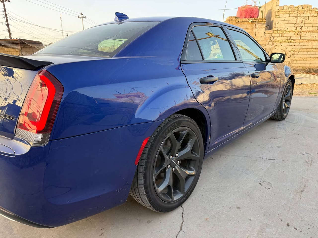 Chrysler C300
كرايسلر اوباما 
مديل 2021 
مواصفات عاديه
كير ماوس طيارة 8 نمره 
لايت زينون
ويل كروم قياس 18
محرك 3600 
ماشيه 85 ميل 
السيارة نضيفة جداً استخدام شخصي جاهزة من كلشي مابيها اي نقص و عليها ادامه كامله و نصبتها حلوة 
الضرر جاملغ وبنيد وهنا صار بيه باب الصدر بارد جوه يدة الباب وباب خلفي صبغ بدون اي دواخل حادثه 
رقم شمالي اربيل دولي تحويل مباشر او وكاله 
السعر 210 $ و بي مجال 

مكاني الديوانيه قضاء المهناويه
تفاصيل اكثر *********** متوفر واتساب النجف, العراق
