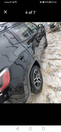 جيب كومباس موديل ممتاز واسود، بحالة جيدة بدون أضرار واضحة مع مكينة وكي...