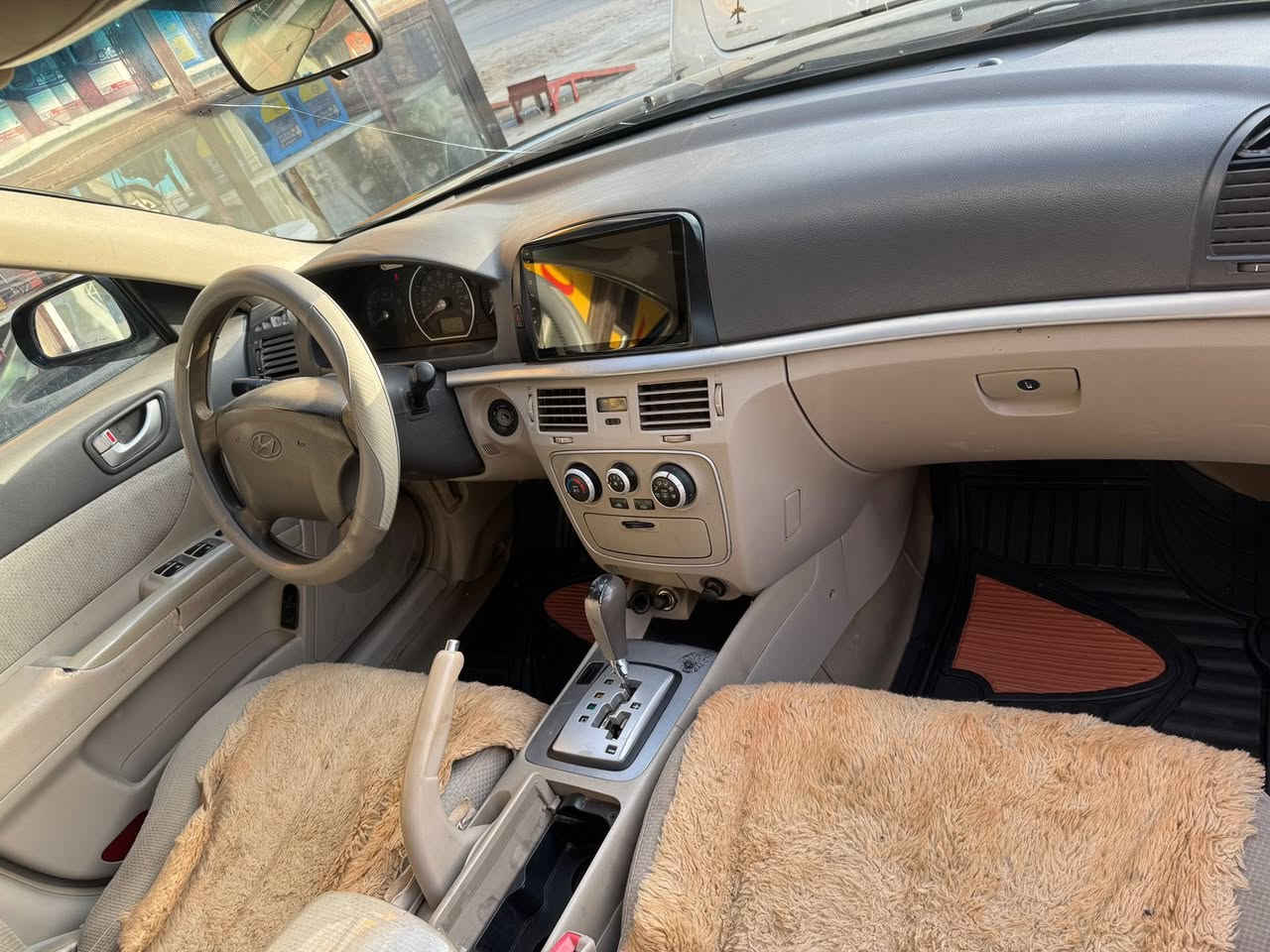 سوناته 2006 امريكي  4 سلندر
محدثه 2010 
حادثه جاملغ خلفي الايسر 
مصبوغه عام 
كير محرك بشرط 
رقم جديد 
سنويه وهزه جديده 
تدفى تبريد شغاله 
كهربائيات سياره كله بلاديه 
تخم تاير جديد 
مكان بابل 
سعر 80 وبي مجال 
الاستفسار ***********
