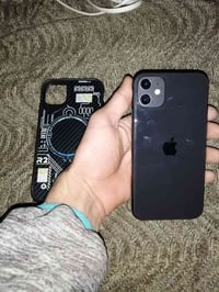 آيفون ١١ • ١٢٨ • مقفل