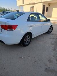 سيراتو • ٢٠١١ • كلين بدون صبغ