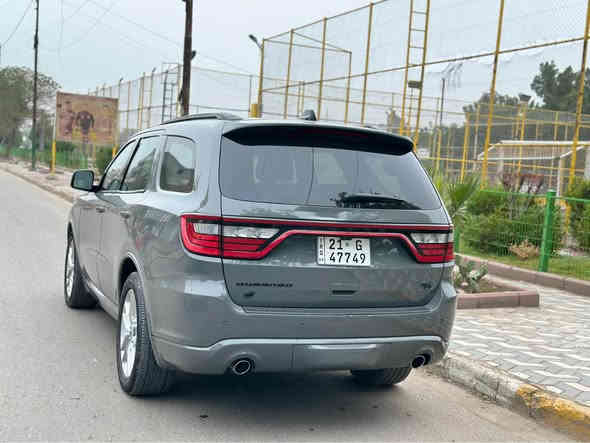 ‏ Durango2025RT PLUS
دورنكو 2025 ارتي بلص 
فول مواصفات 
محرك 8 سلندر 5.7L دفع رباعي 
كلين تايتل كفالة من الحادث 
٣ قطع سرقة لا حادث  واباب شخط صغير
رقم وهزة وسنوية كله جديد
رقم سلمانية
سلايت /  كشنات وجلد  /  حساسات أمامية وخلفية مع مانع تصادم /  كشن وستيرن خزن ميموري  /  مرايات قلابة مع البك  /  كشنات وستيرن تدفئة  / مرايات هيتر / شاحنة وايرليس  /  صندوق كهربائي  /  تشغيل عن بعد  / دخول ذكي  /  شاشة كبيرة ابل كار بلي واندرويد اوتو  /  شفتات  / وضعيات قيادة  سبورت وايكو  / تحكم ستيرن كهربائي  / 7 راكب
جداً نظيفة السيارة 
مكان بغداد الشعلة
*********** بغداد
