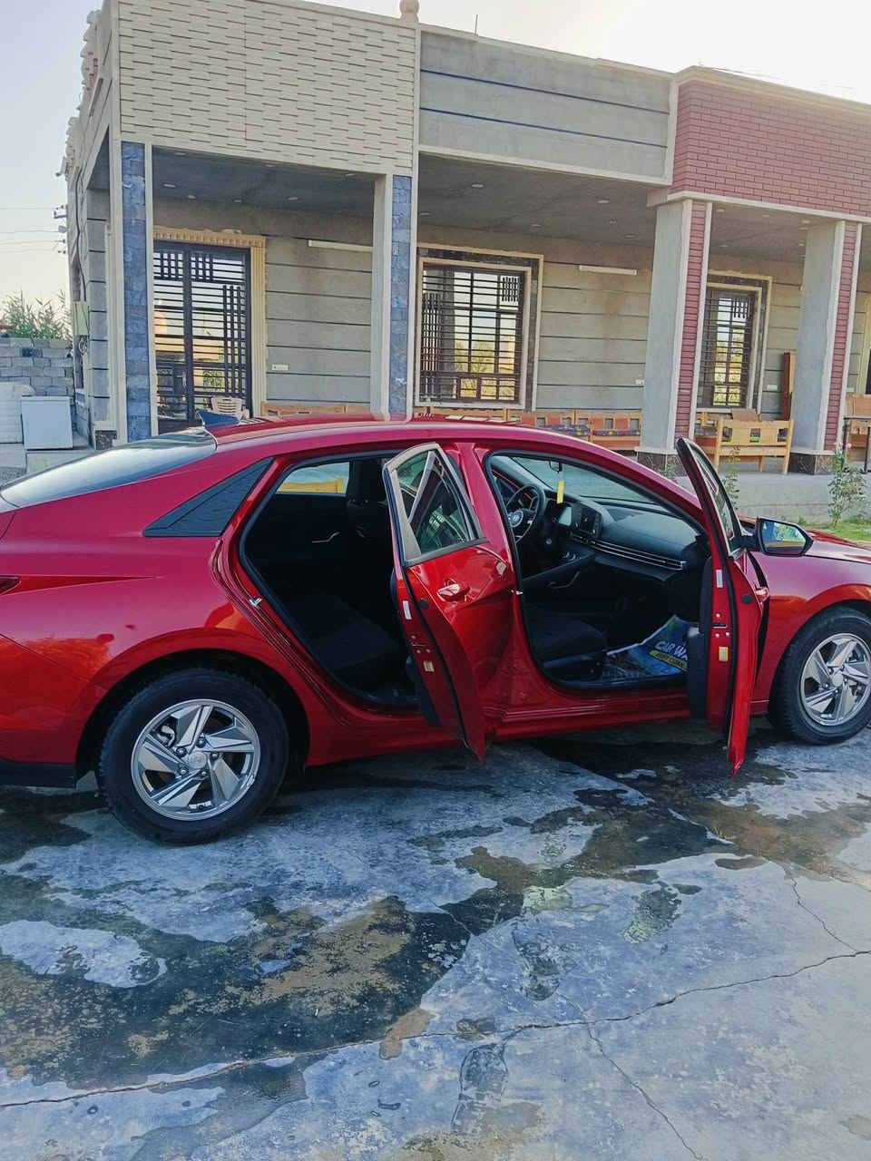 السلام عليكم
النترا 25 امريكي رقم الشاصي مرفق ويه الصور 
 حدثها بل ويل وفطر بل دعاميه وسبب الضربه
 طاك ايرباك البرده  نص فول

السياره رقم بغداد ماشيه 6000 للعنوان بغداد الكرخ 

رقم الهاتف ***********
