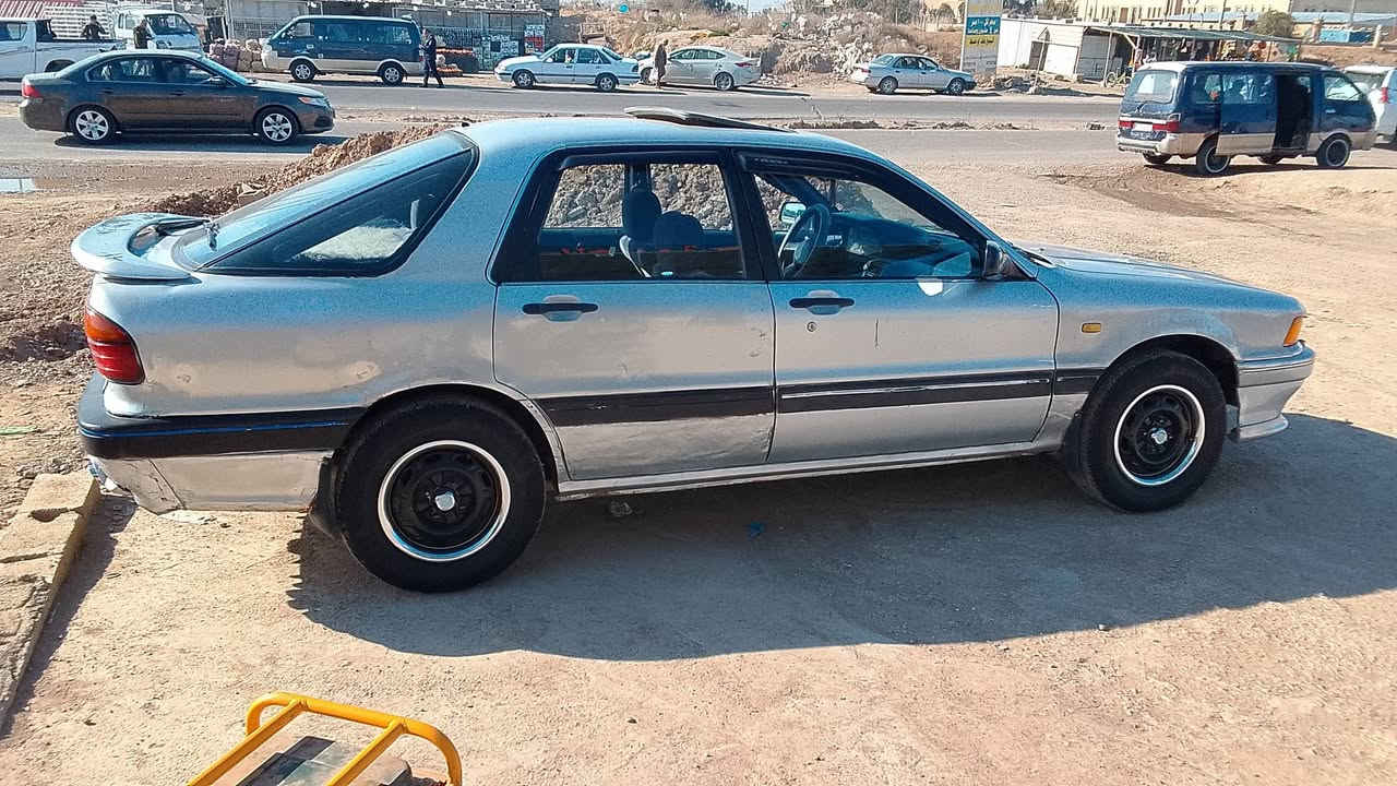 مسيبوشي كلند موديل 1991 سيارة جاهزة من كل شي تحويل ثاني يوم ***********
