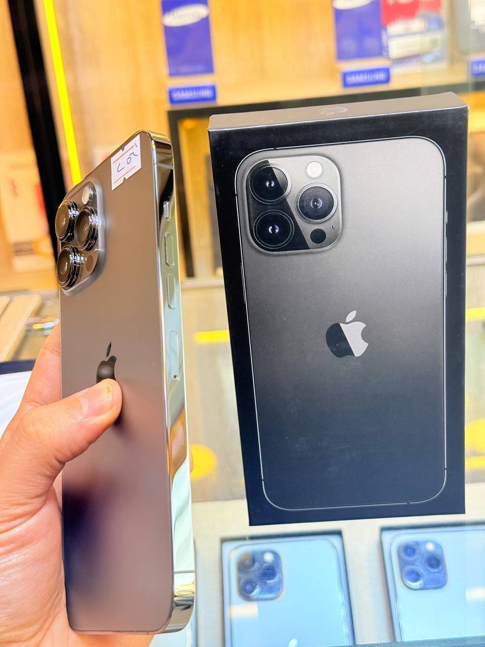 🛑🛑 تحديث الاسعار 🛑🛑
ايفون 13 ابروماكس ذاكره 256 بطاريه 91 لون مميز نضافه 100‎%‎ حاله حال الجديد ممبدل بي شي وتر بروف عل حاسبه كله نورمل وبي ضمان 5 ايام فحص واستخدام نموذج M الاصلي  مكاني بغداد البياع شارع 13 مركز الريس للموبايل 
السعر690 الف 
***********
